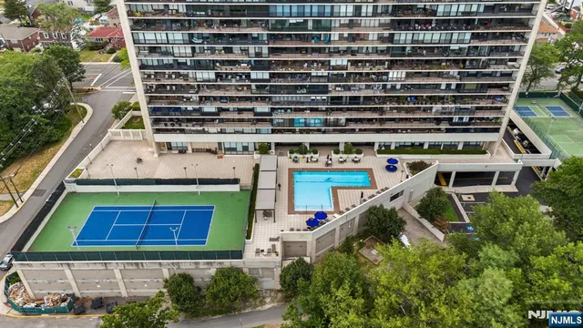 $998,000 | 1500 Palisade Avenue, Unit 28F, Fort Lee, NJ 07024