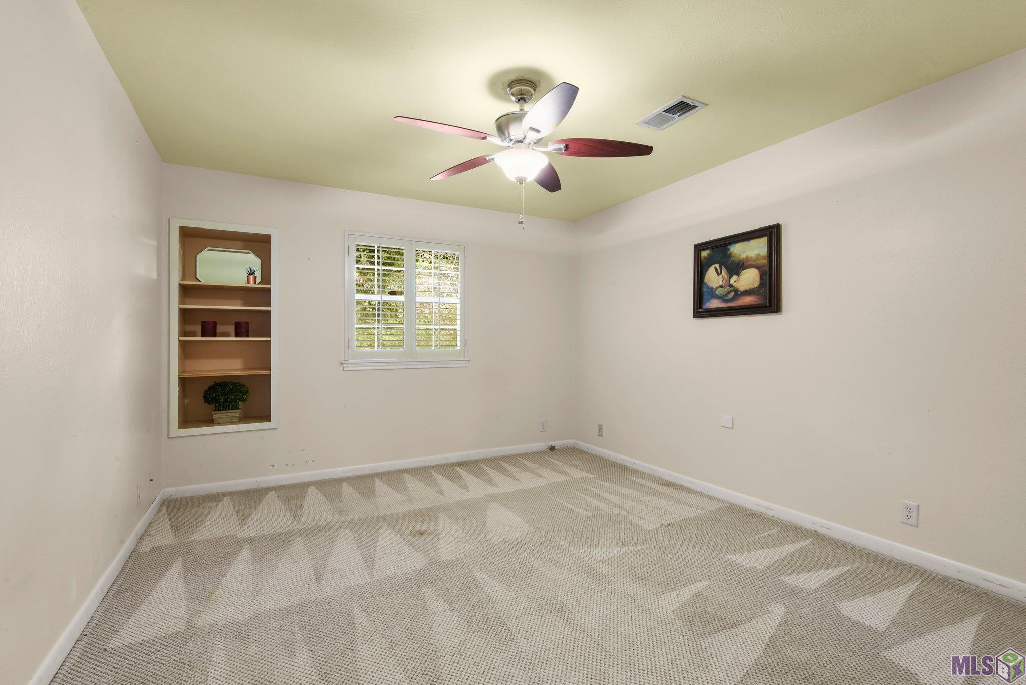 2545 Woodland Ridge Boulevard Baton Rouge, LA 70816 - Photo 15 of 23