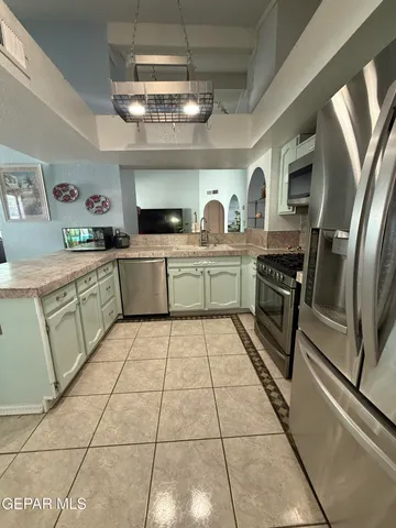 $675,000 | 7413 Lenox Court, El Paso, TX 79912