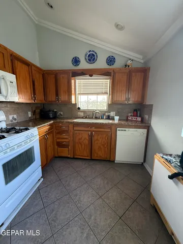 $675,000 | 7413 Lenox Court, El Paso, TX 79912