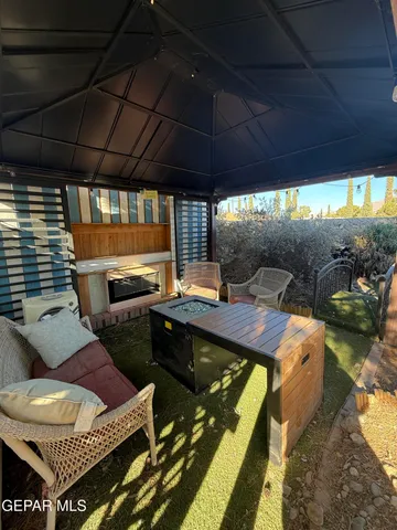 $675,000 | 7413 Lenox Court, El Paso, TX 79912