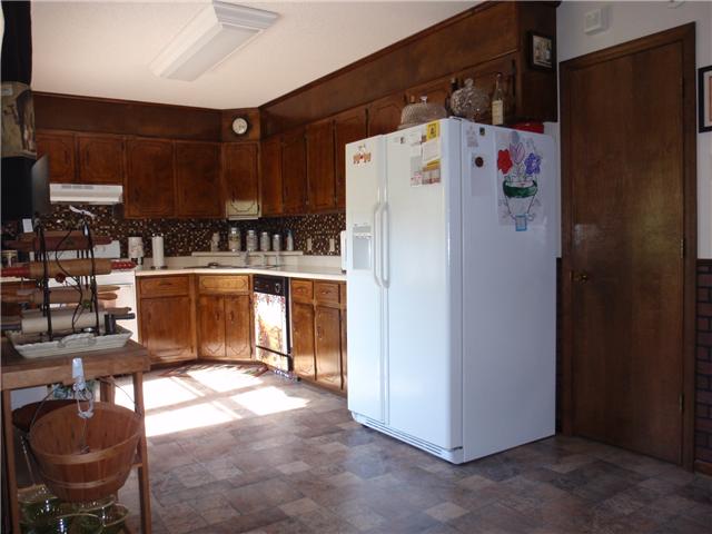 656 Grays Bend Road Centerville, TN 37033 - Photo 4 of 20
