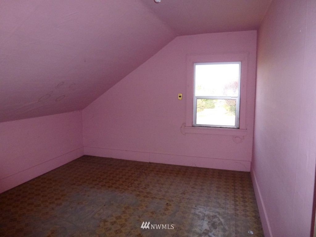 804 4th Street Cosmopolis, WA 98537 - Photo 11 of 14 Gallery Image 11