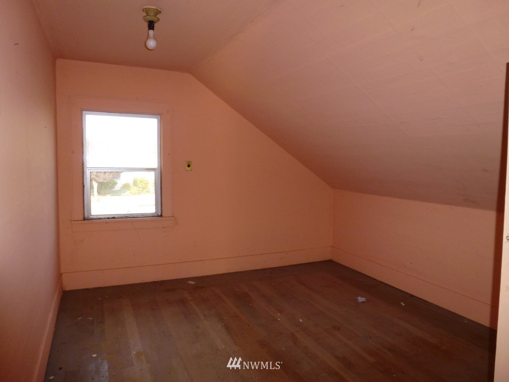 804 4th Street Cosmopolis, WA 98537 - Photo 10 of 14 Gallery Image 10