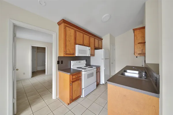 $850,000 | 206 Graham Road, Huntsville, TX 77340