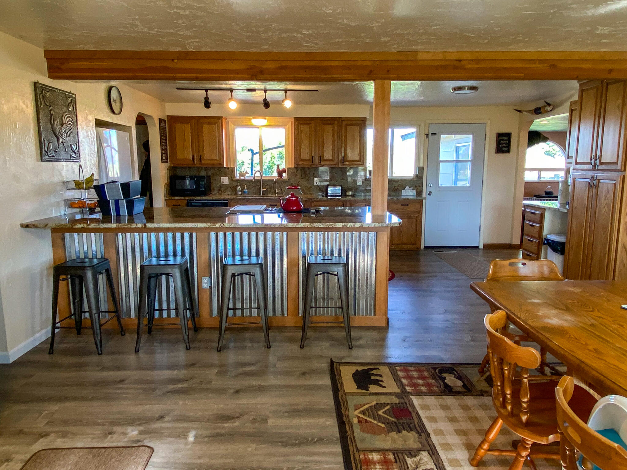 9151 Springlake Road Klamath Falls, OR 97603 - Photo 11 of 47 8