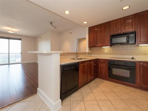 $2,300 | 285 Centennial Olympic Park Drive Northwest, Unit 1102, Atlanta, GA 30313