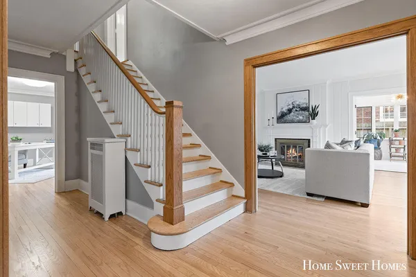 $799,000 | 842 Giddings Avenue Southeast, Grand Rapids, MI 49506