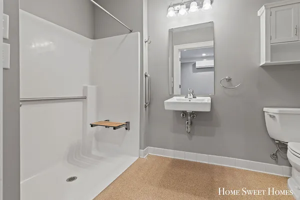 $799,000 | 842 Giddings Avenue Southeast, Grand Rapids, MI 49506