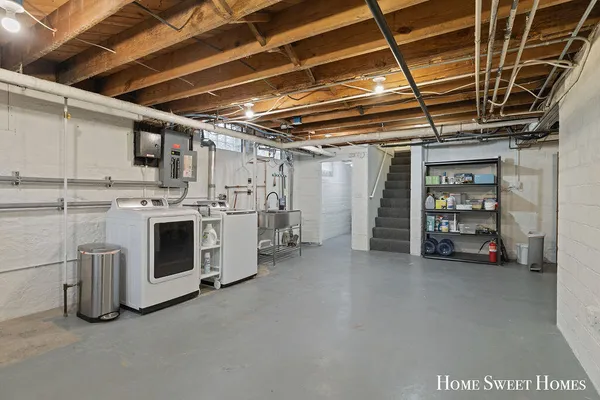 $799,000 | 842 Giddings Avenue Southeast, Grand Rapids, MI 49506