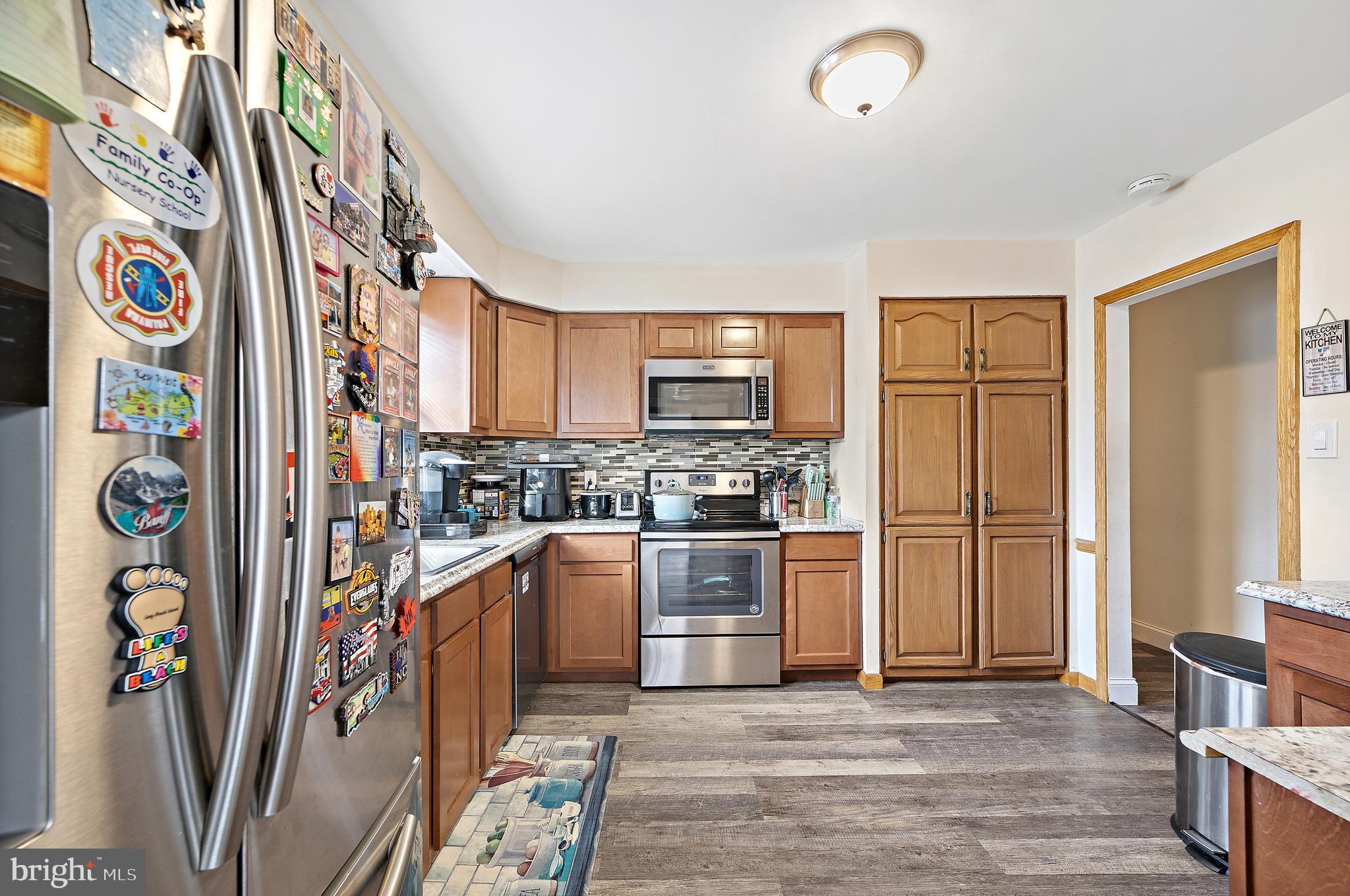 2506 Yellowstone Road Cinnaminson, NJ 08077 - Photo 8 of 27 Gallery Image 8