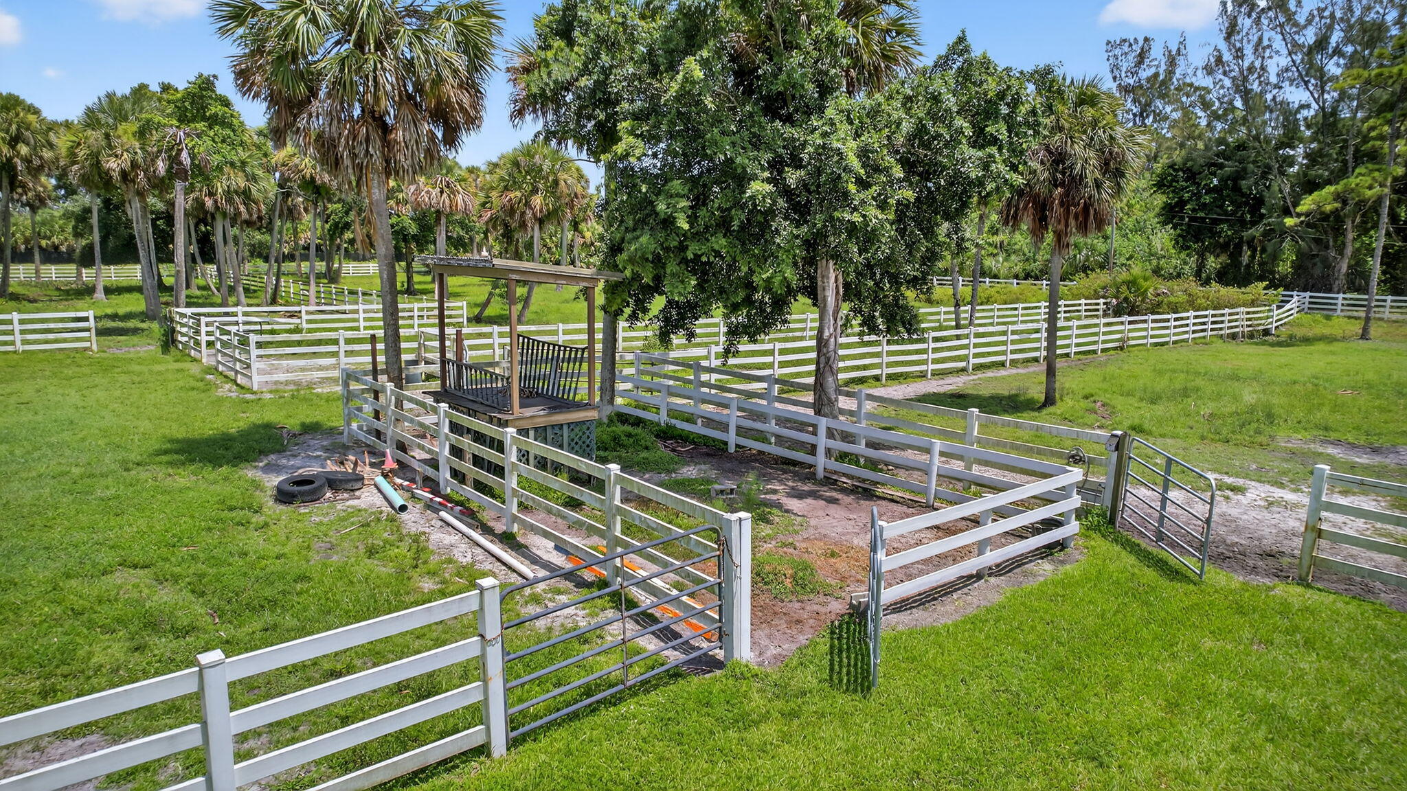 14095 Biddex Road Loxahatchee Groves, FL 33470 - Photo 15 of 60 113-web-or-mls-DJI_0821