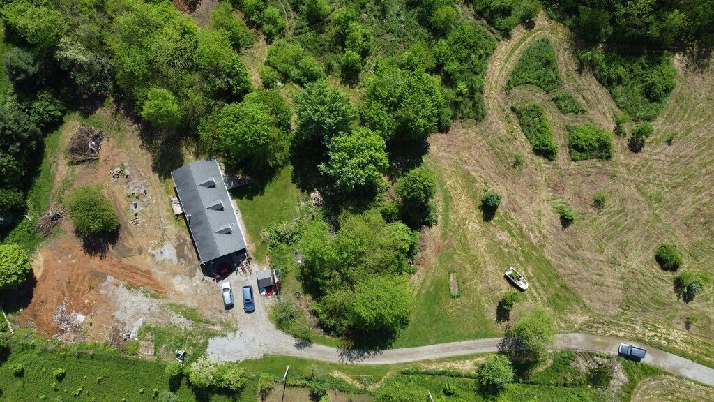 4849 Panhandle Road New Vienna, OH 45159 - Photo 5 of 22
