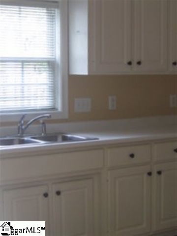 21 McElhaney Road Travelers Rest, SC 29690 - Photo 7 of 14 Gallery Image 7