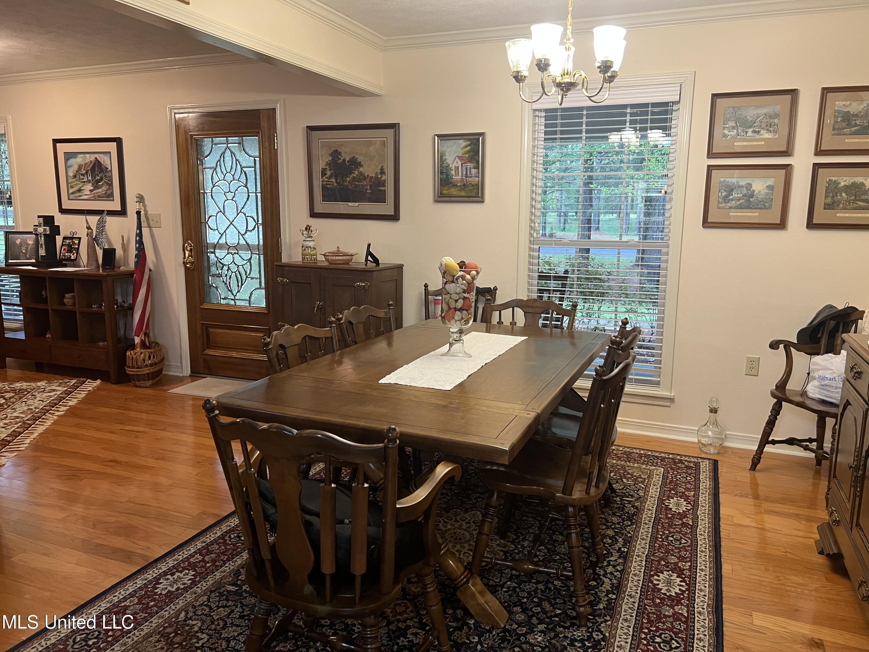 1031 Rocky Point Road Carthage, MS 39051 - Photo 10 of 19 RockyPointdiningarea