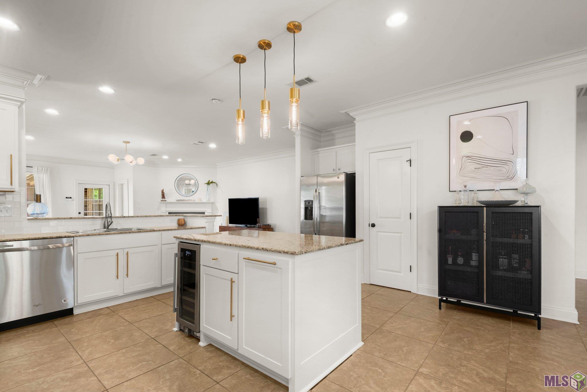 18639 Perkins Road, Unit 20 Prairieville, LA 70769 - Photo 6 of 21 Gallery Image 6
