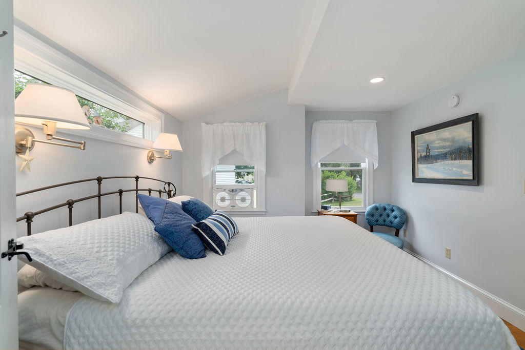 14 Whitney Road Falmouth, ME 04105 - Photo 24 of 51 030_14whitneyrdfalmouth-32