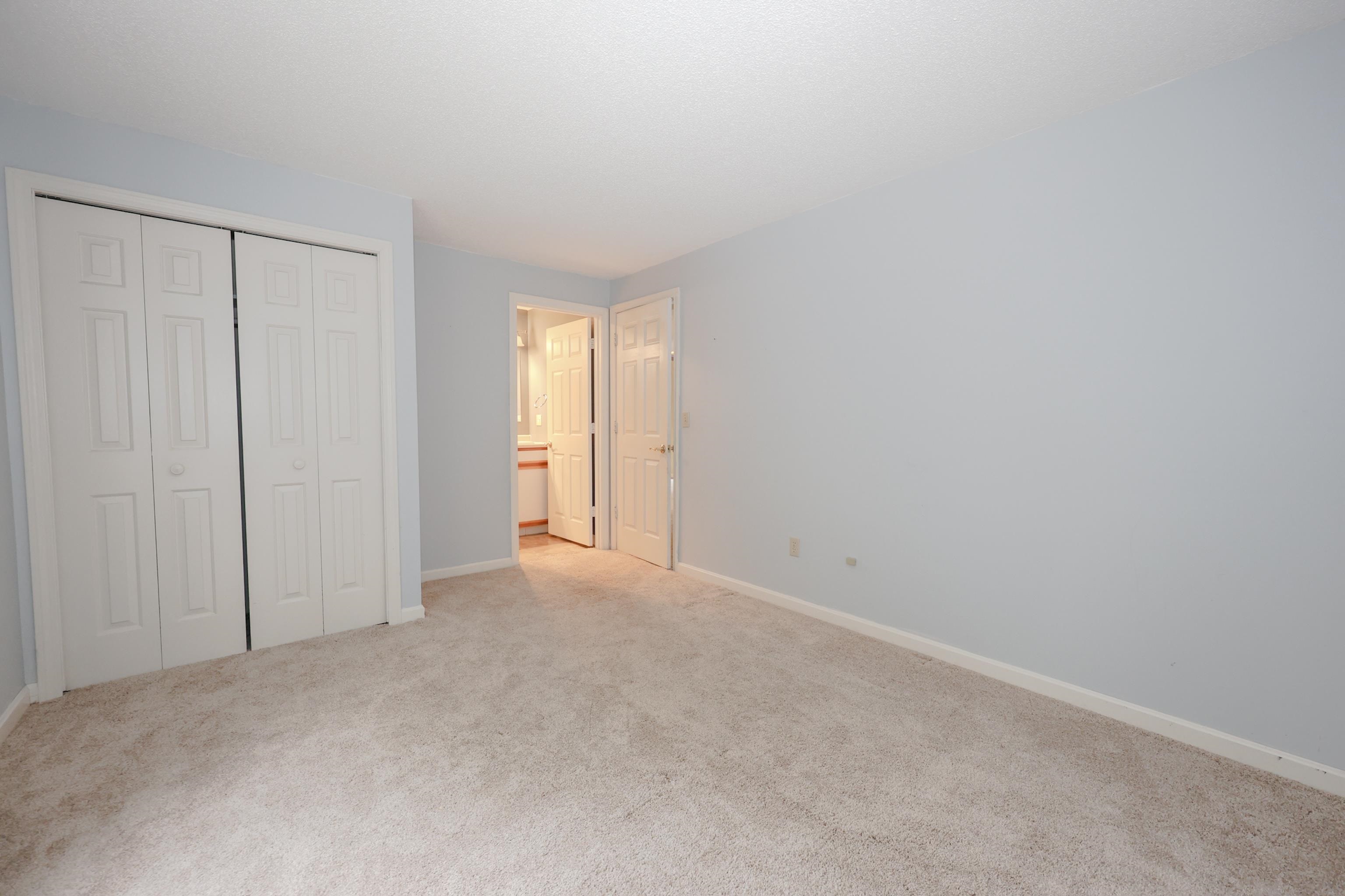 81 Meadow Fox Lane Chester, NH 03036 - Photo 11 of 33