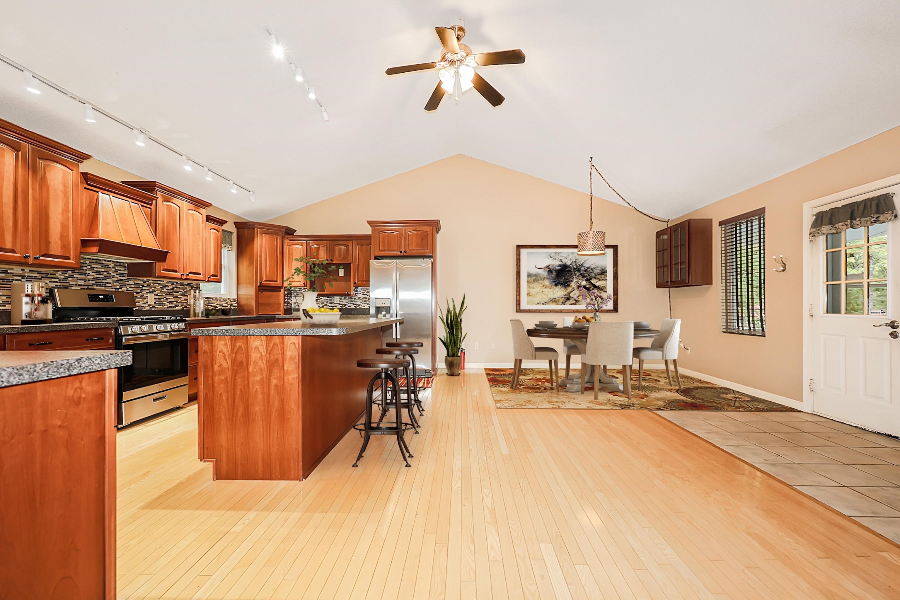 81 Meadow Fox Lane Chester, NH 03036 - Photo 28 of 33