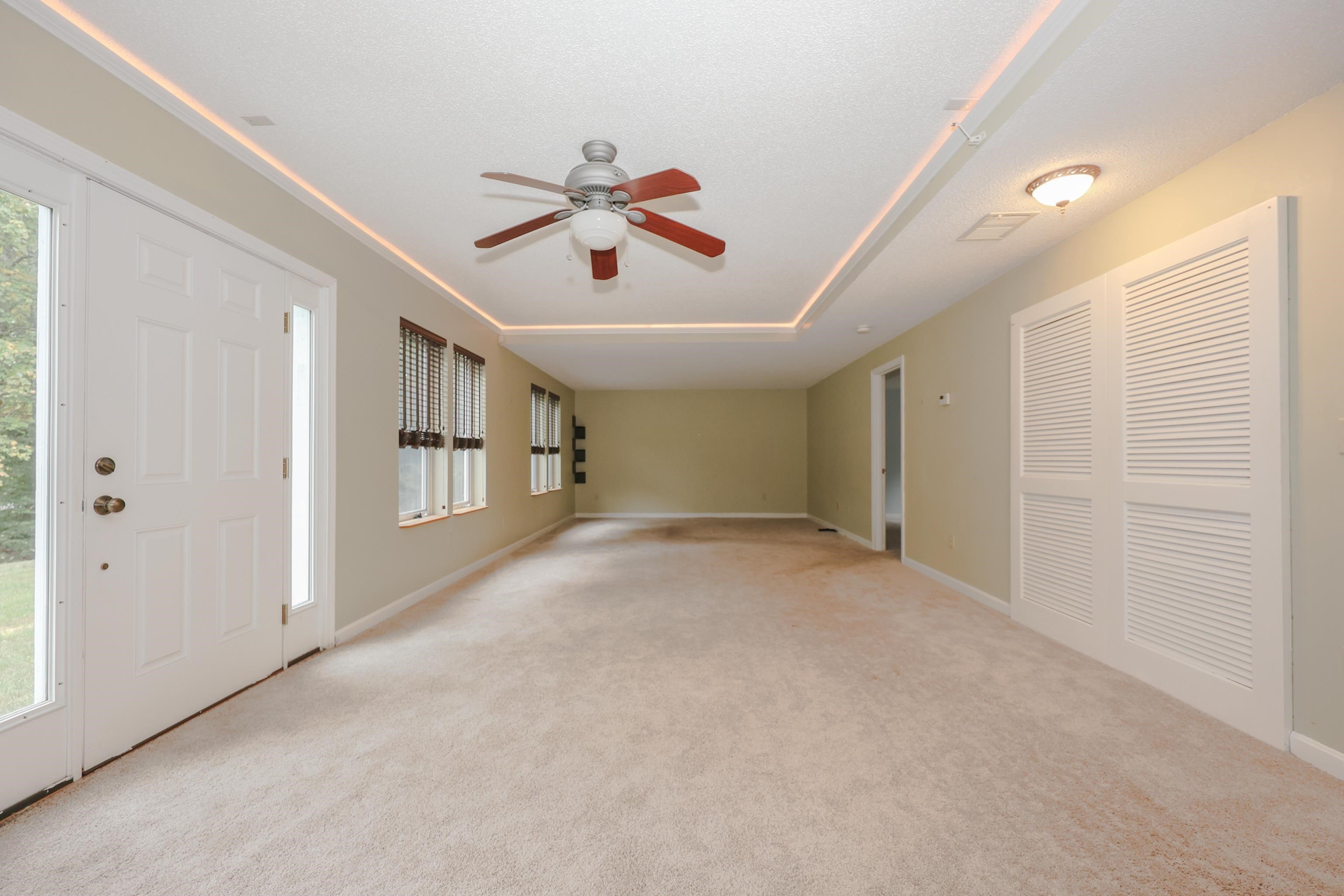 81 Meadow Fox Lane Chester, NH 03036 - Photo 9 of 33