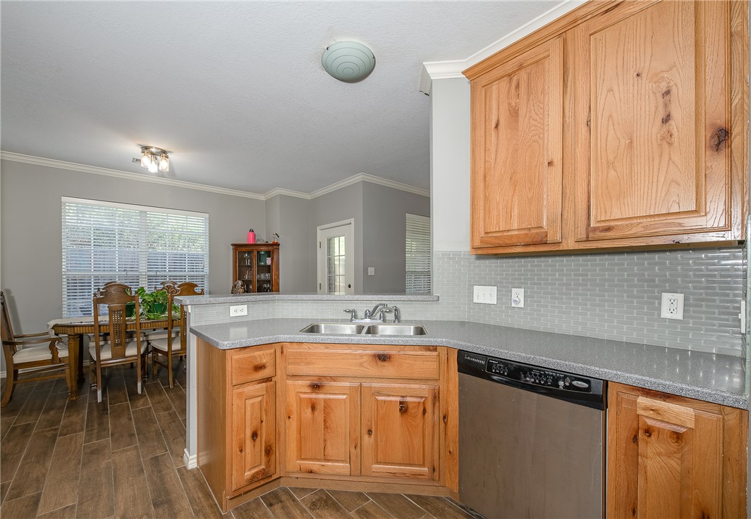 1425 West Villa Maria Road, Unit 103 Bryan, TX 77801 - Photo 11 of 30