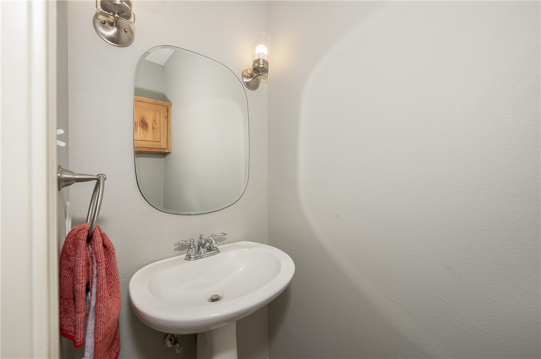 1425 West Villa Maria Road, Unit 103 Bryan, TX 77801 - Photo 13 of 30 Half Bath