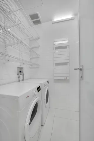 $4,895,000 | 74 Warren Street, Unit PH5W | TriBeCa