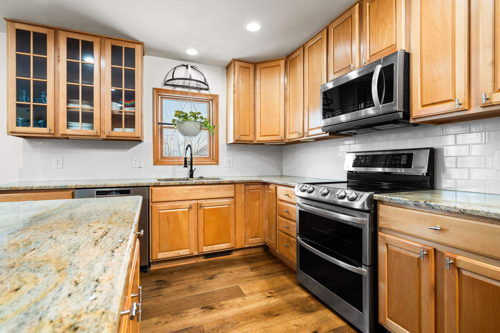 4490 North Squirrel Road Auburn Hills, MI 48326 - Photo 23 of 63 83-web-or-mls-DSC07877