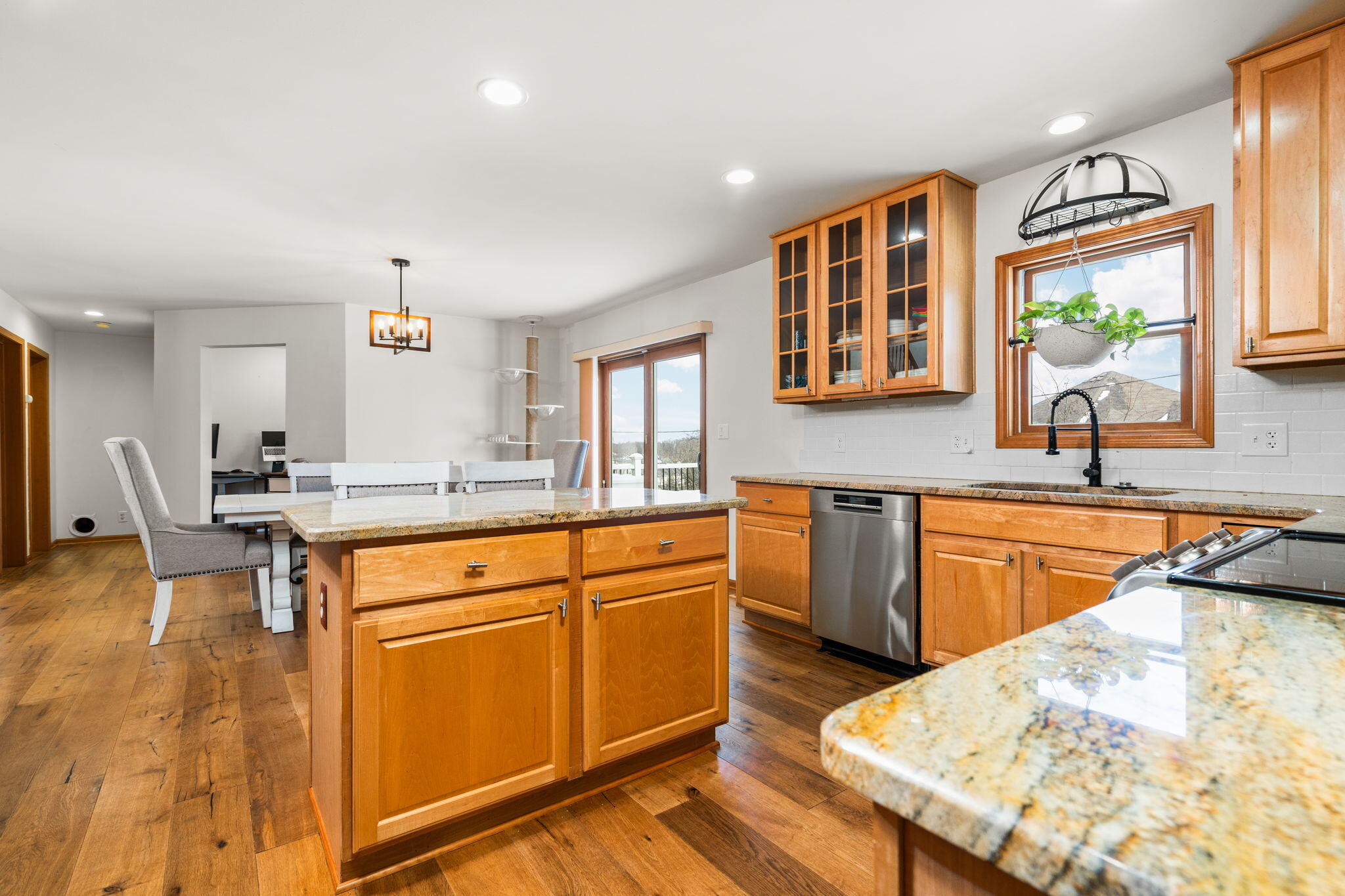 4490 North Squirrel Road Auburn Hills, MI 48326 - Photo 27 of 63 87-web-or-mls-DSC07899
