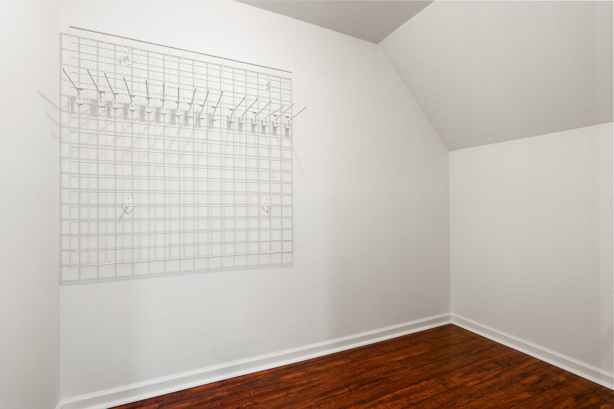 4490 North Squirrel Road Auburn Hills, MI 48326 - Photo 41 of 63 98-web-or-mls-DSC07968