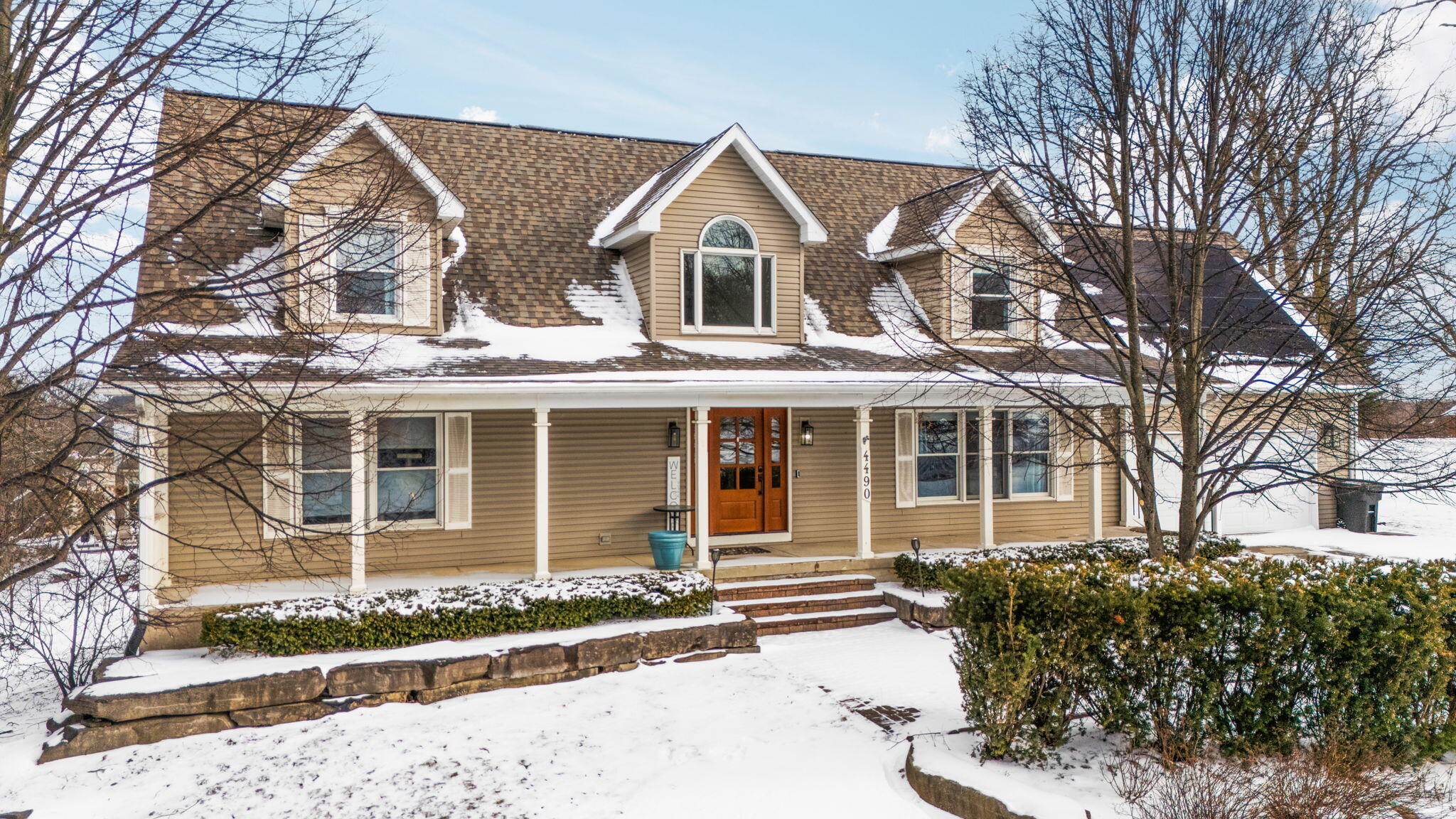 4490 North Squirrel Road Auburn Hills, MI 48326 - Photo 9 of 63 62-web-or-mls-DJI_20260223153128_0937_D