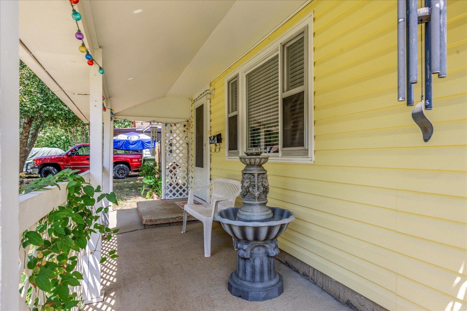 4690 Montgomery Road Millington, TN 38053 - Photo 6 of 26 View of porch
