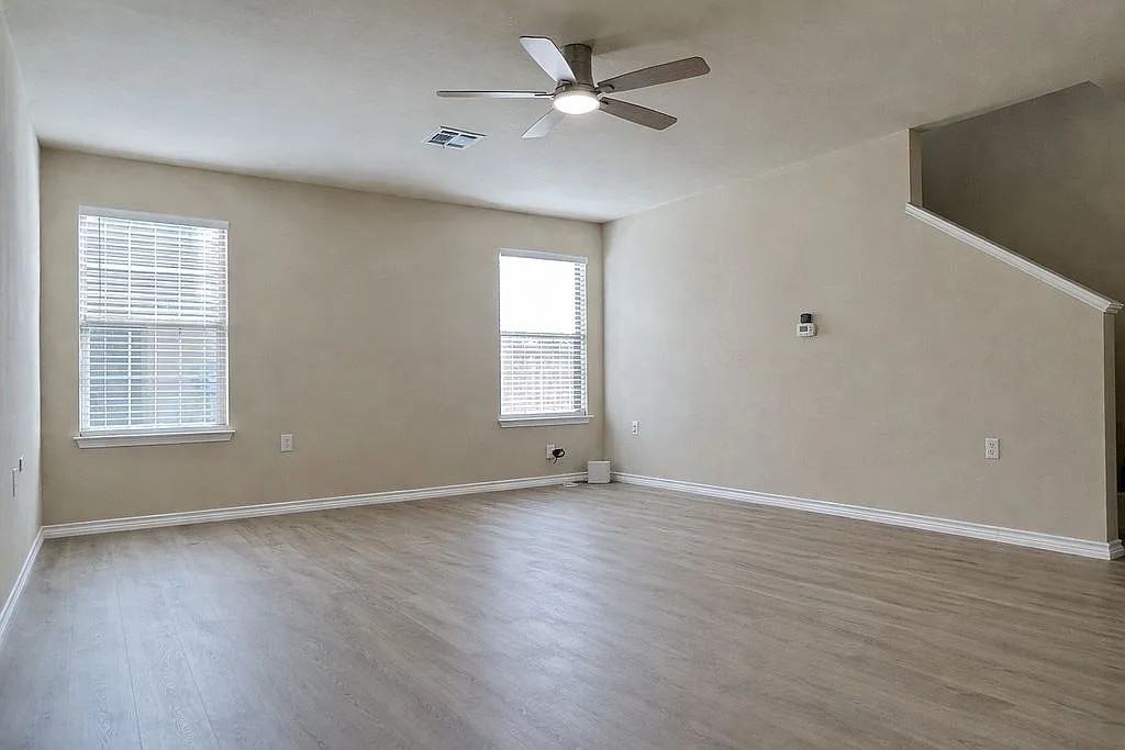 5211 Viewpoint Drive Austin, TX 78744 - Photo 6 of 29 .The living room at the front of the house.