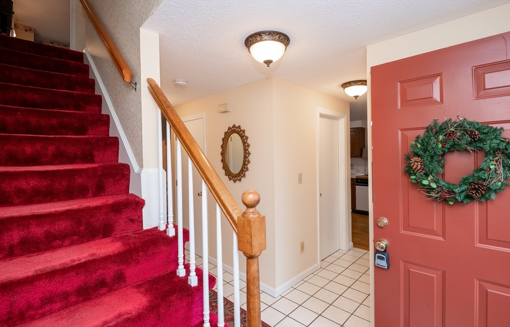 173 Village Post Road, Unit 173 Danvers, MA 01923 - Photo 9 of 40 Gallery Image 9