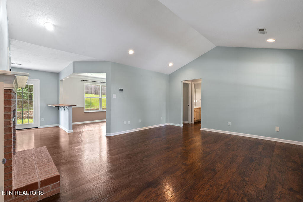 8301 Encounter Trail Powell, TN 37849 - Photo 8 of 40 Living Room