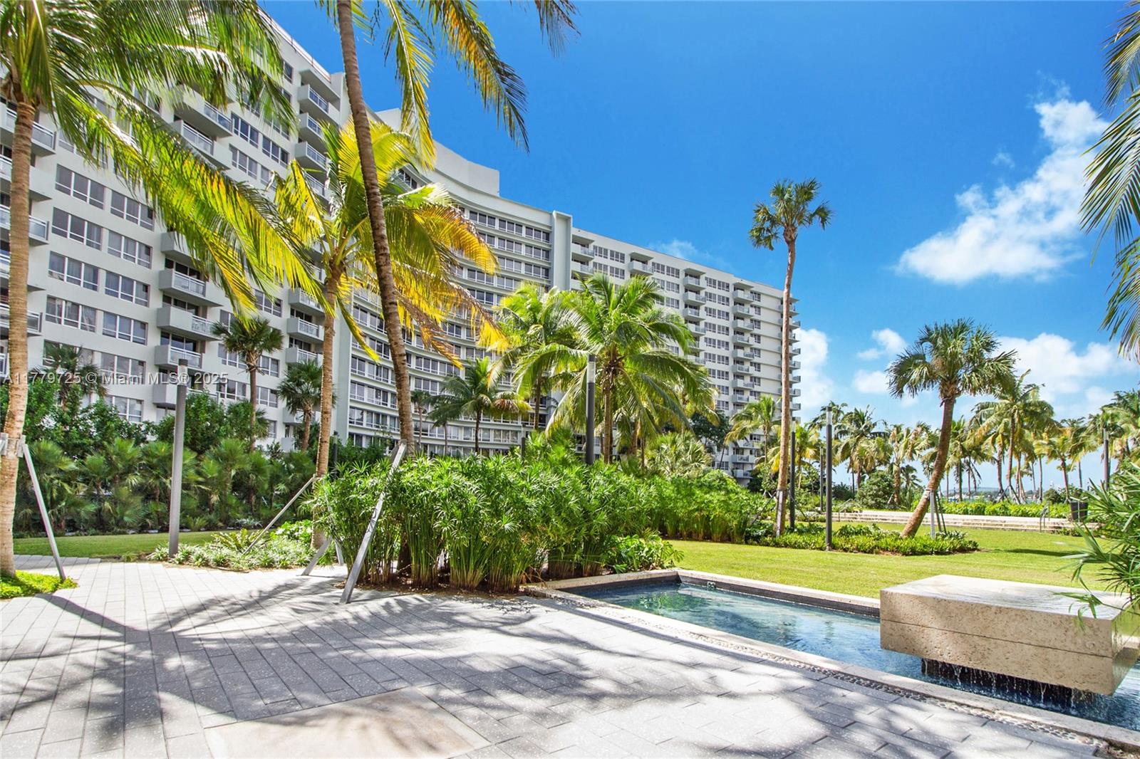 1500 Bay Road, Unit 1540S Miami Beach, FL 33139 - Photo 14 of 24 Gallery Image 14