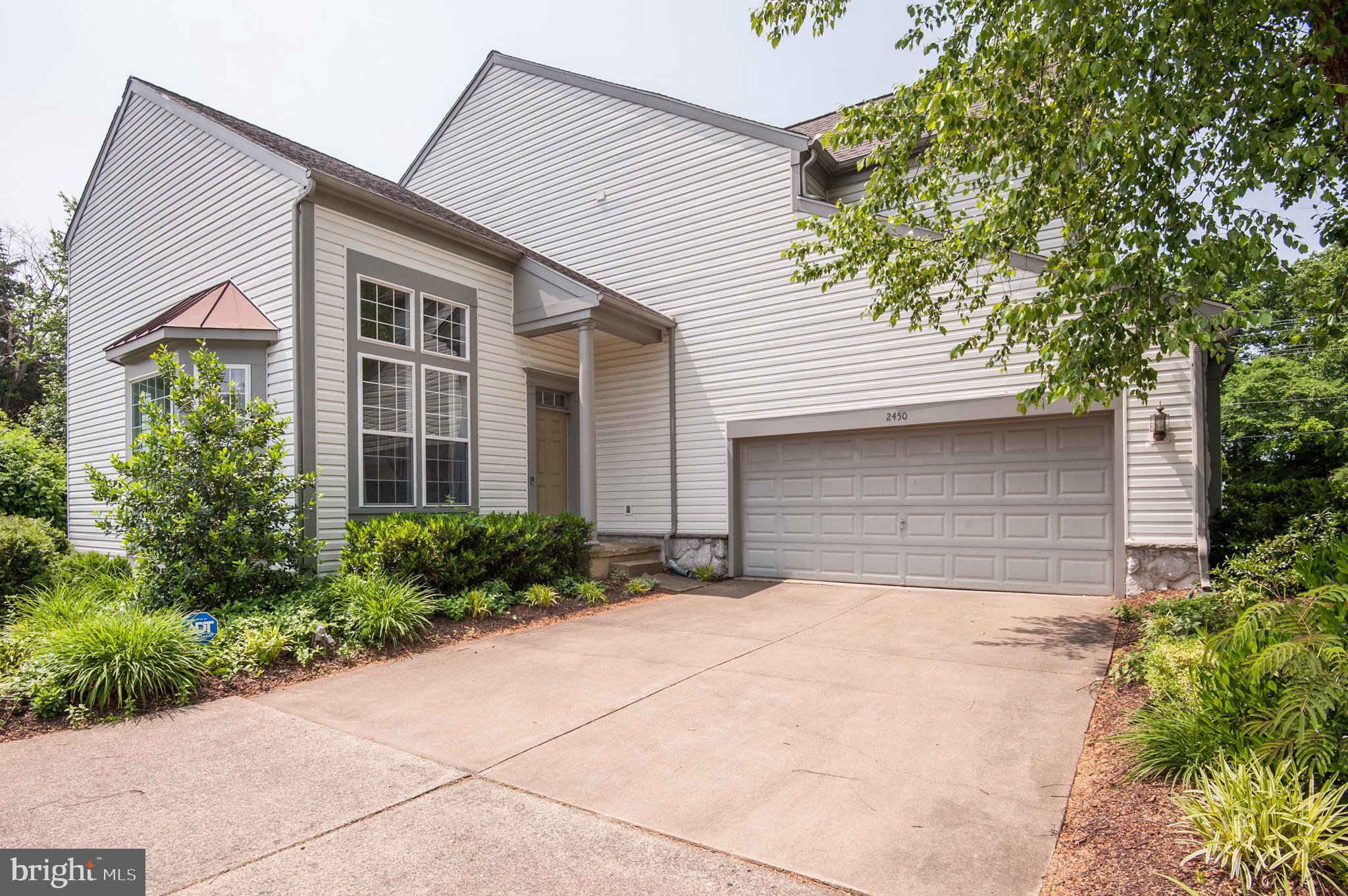 2450 Fox Trot Terrace Reston, VA 20191 - Photo 3 of 54 Gallery Image 3