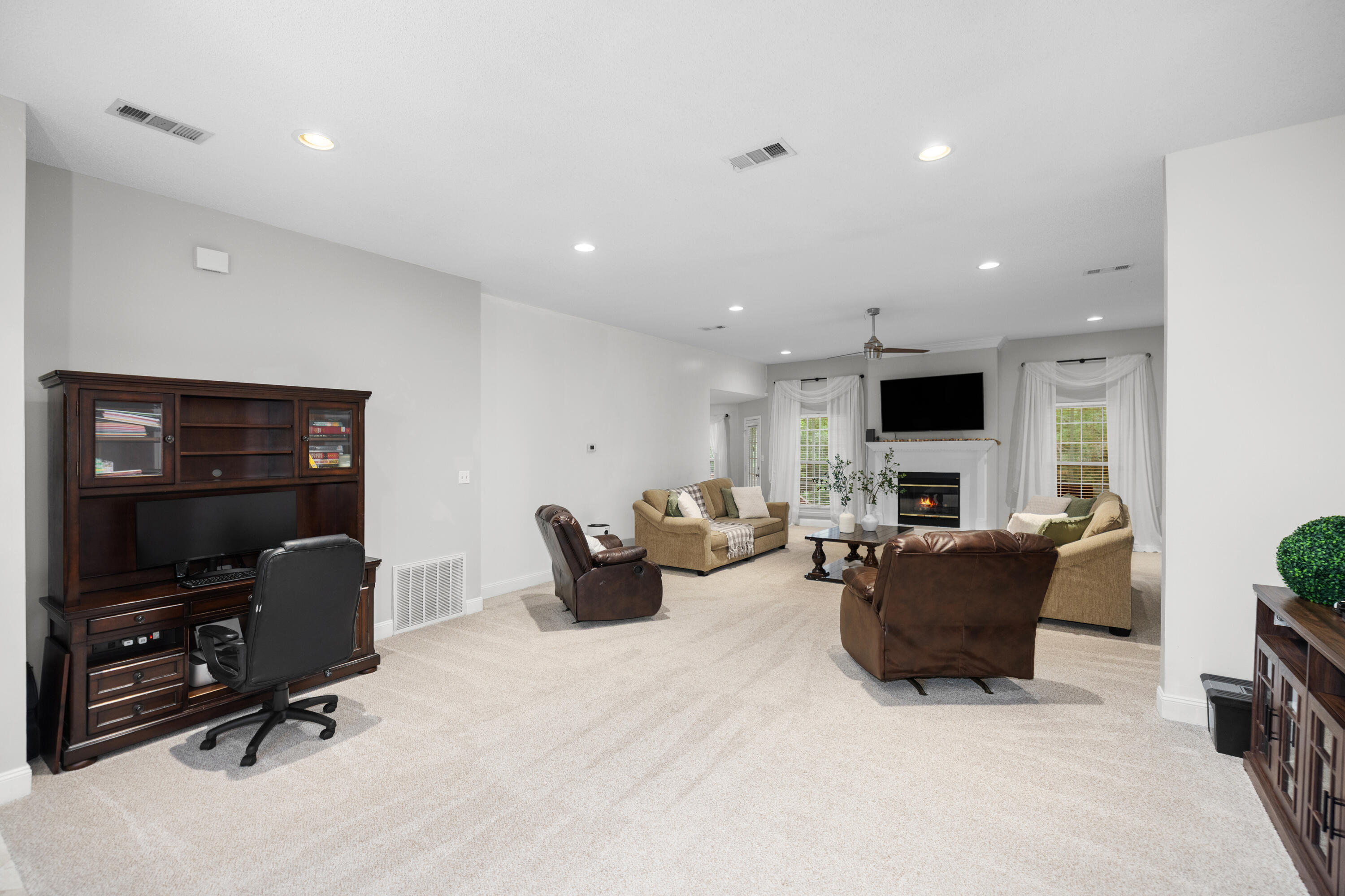 449 Ruckel Drive Niceville, FL 32578 - Photo 11 of 61 449RuckelDr-Niceville-FL-036