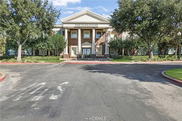 $560,000 | 5604 Altamura Way, Unit 11, Fontana, CA 92336