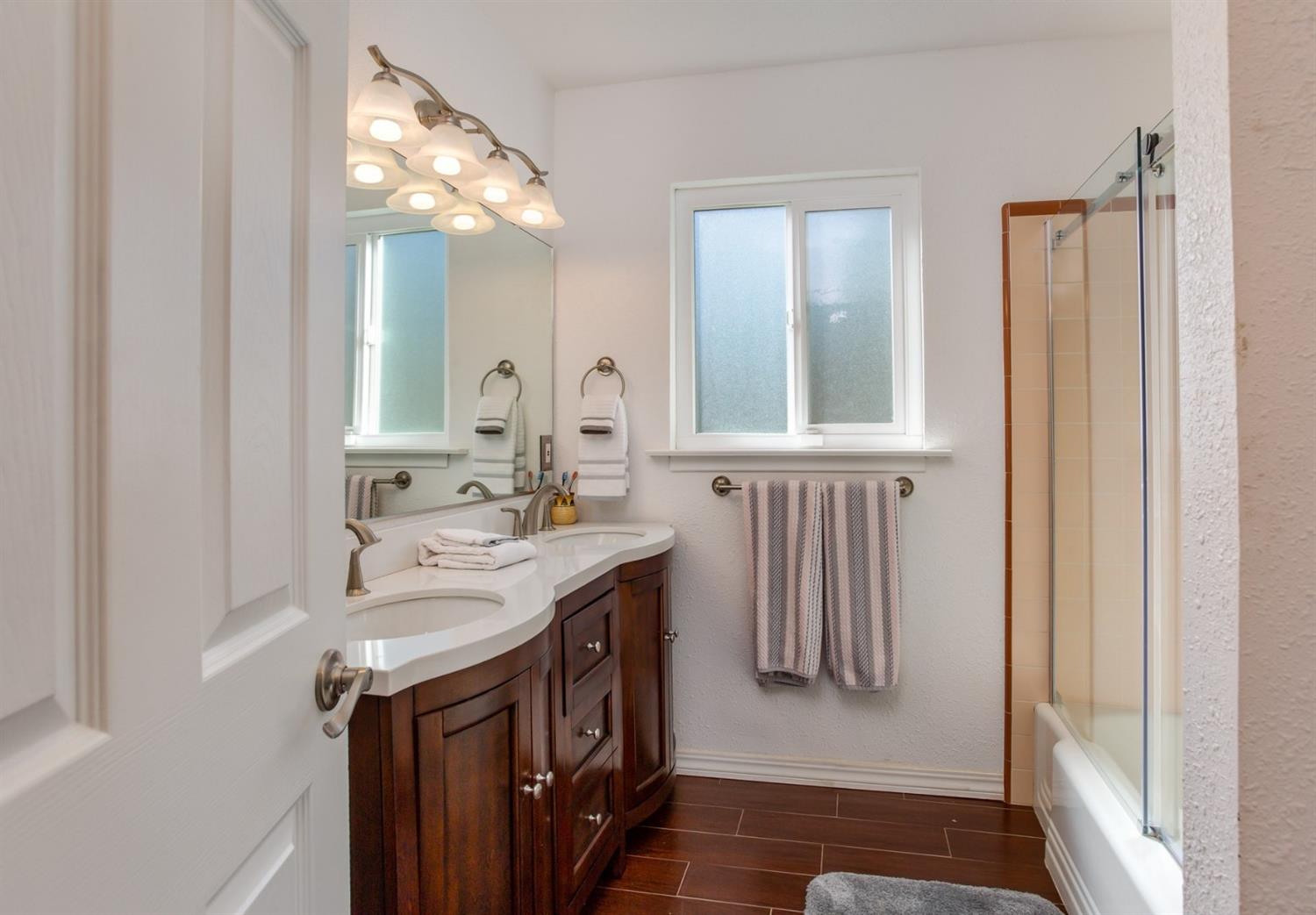 42919 Springwood Road Oakhurst, CA 93644 - Photo 18 of 29 Gallery Image 18