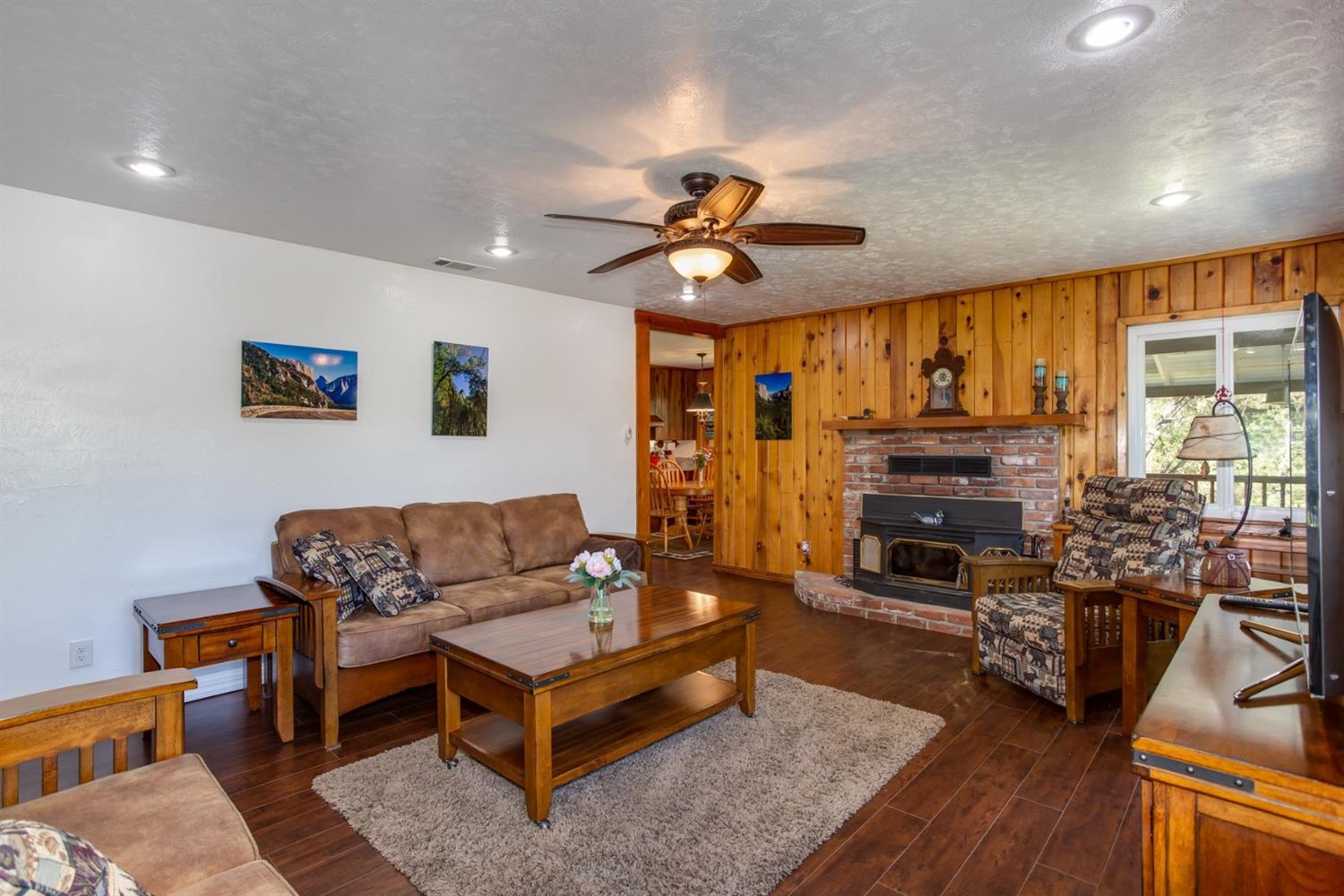 42919 Springwood Road Oakhurst, CA 93644 - Photo 9 of 29 Gallery Image 9