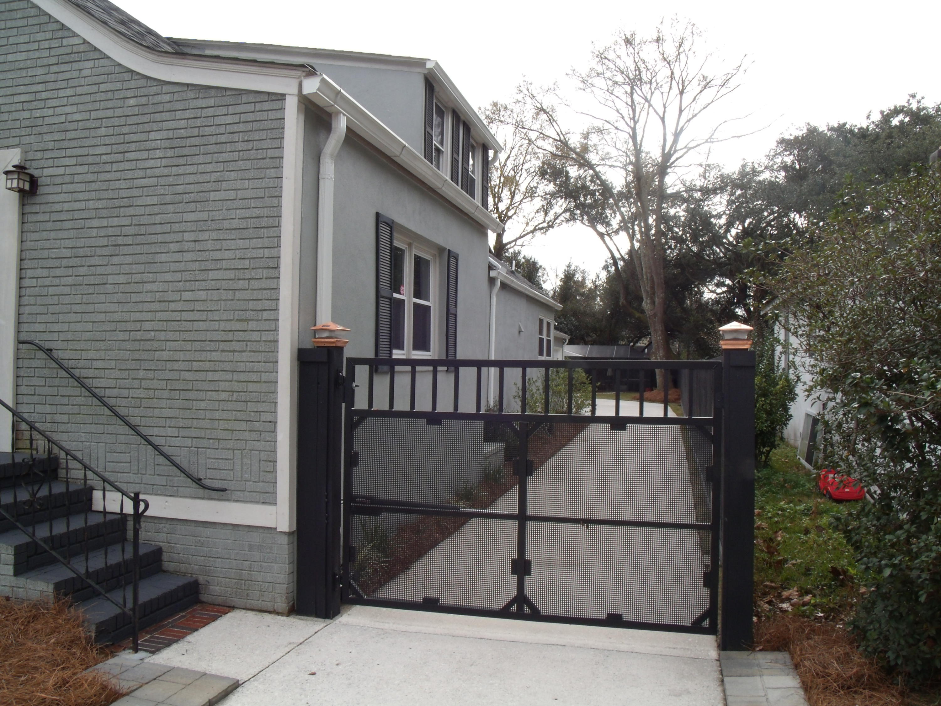 139 Simons Street Charleston, SC 29403 - Photo 5 of 49 GEDC3240