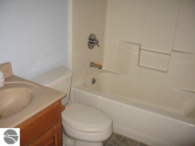 5636 Miller Road Buckley, MI 49620 - Photo 13 of 25 1723522-12.JPG