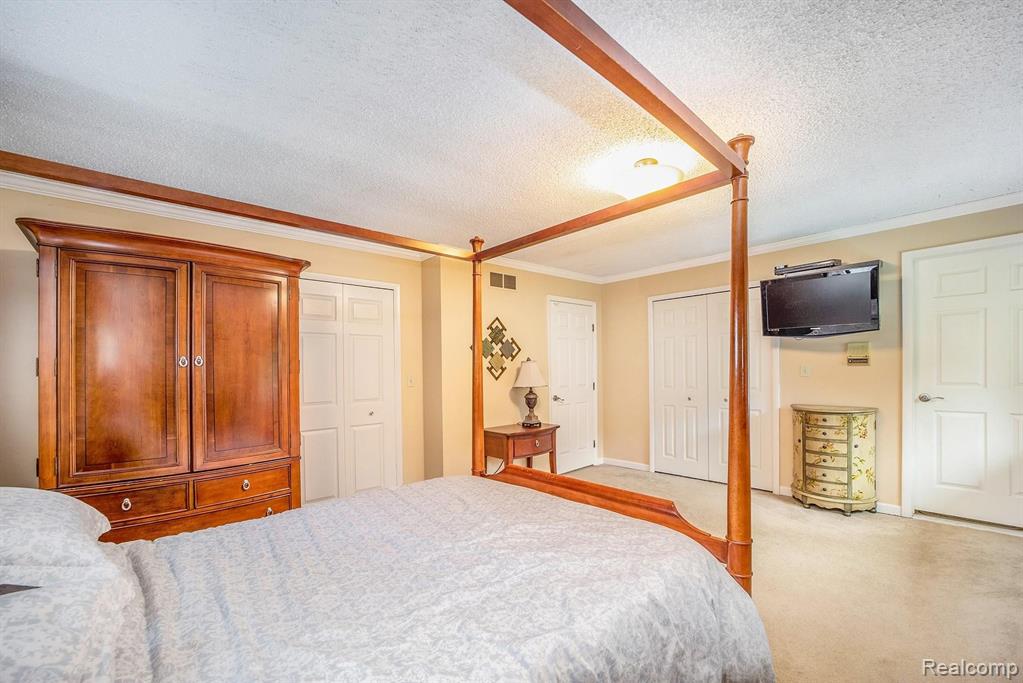362 Randolph Road Rochester Hills, MI 48309 - Photo 24 of 36