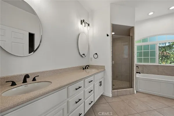 $459,000 | 19285 Ravenhill Road, Hidden Valley Lake, CA 95467