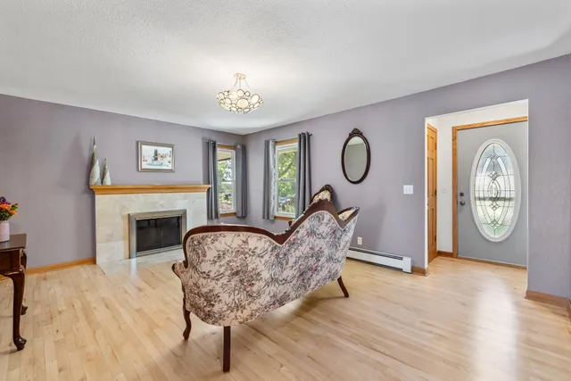 $800,000 | W1225 Floral Park Lane, Campbellsport, WI 53010