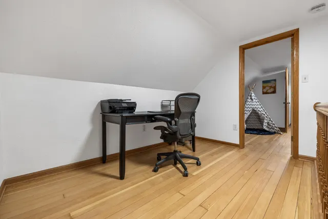 $800,000 | W1225 Floral Park Lane, Campbellsport, WI 53010