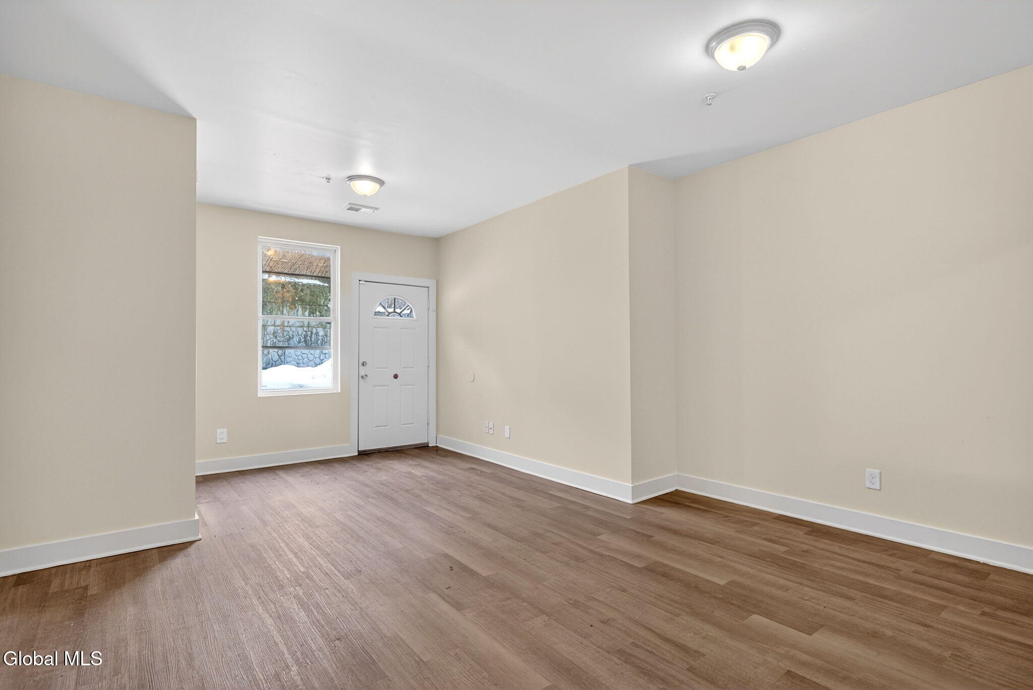 38 Tyler Street Troy, NY 12180 - Photo 2 of 28 38 Tyler Interior 1