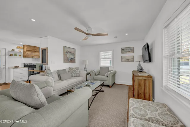 $3,000 | 346 Green Meadows Drive, Wilmington, NC 28405