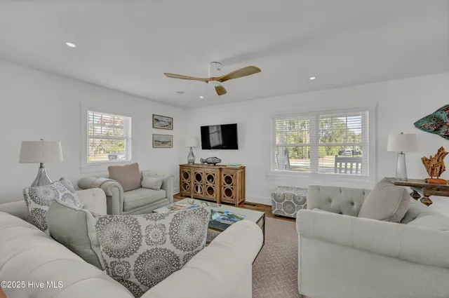 $3,000 | 346 Green Meadows Drive, Wilmington, NC 28405